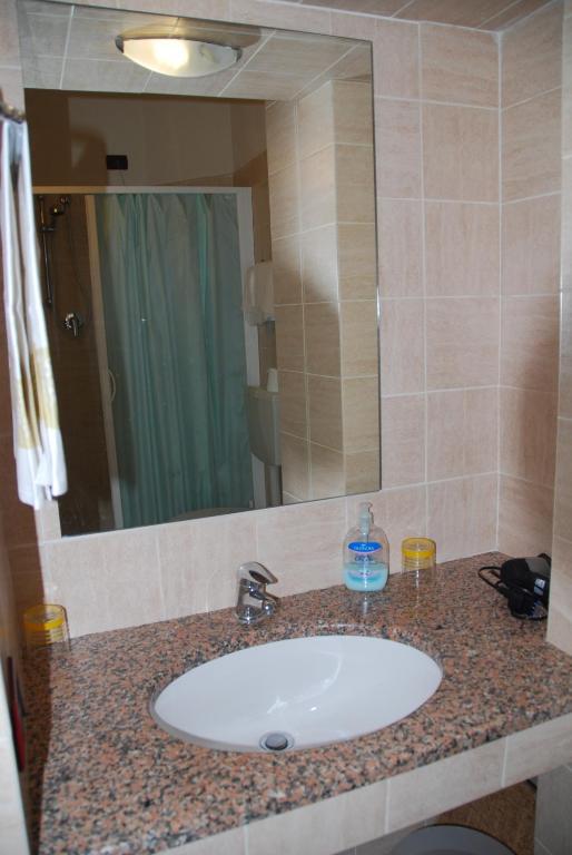 Hotel Conchiglia Montecatini Terme Værelse billede